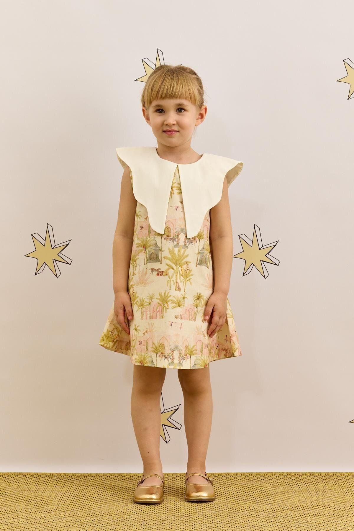 Asimetrik Yakalı Deve Desenli Elbise Açık Yeşil