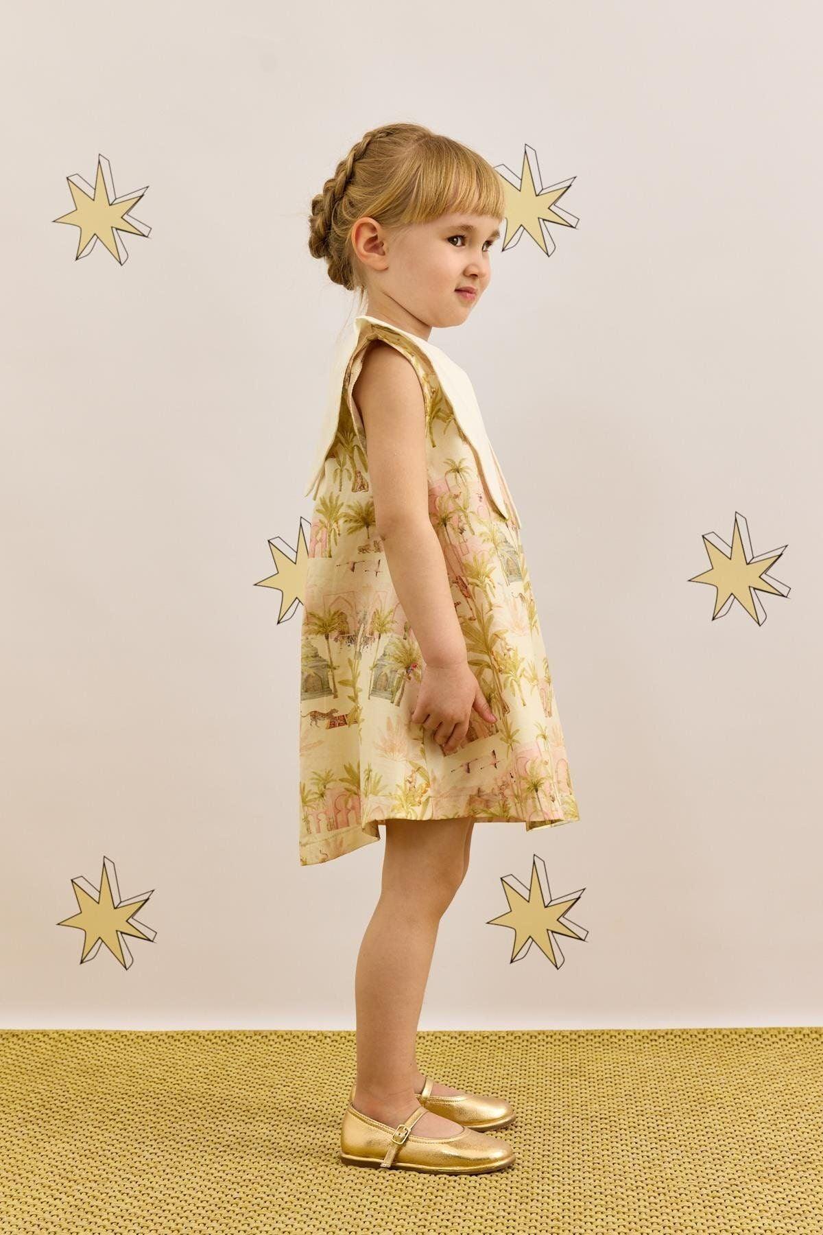 Asimetrik Yakalı Deve Desenli Elbise Açık Yeşil