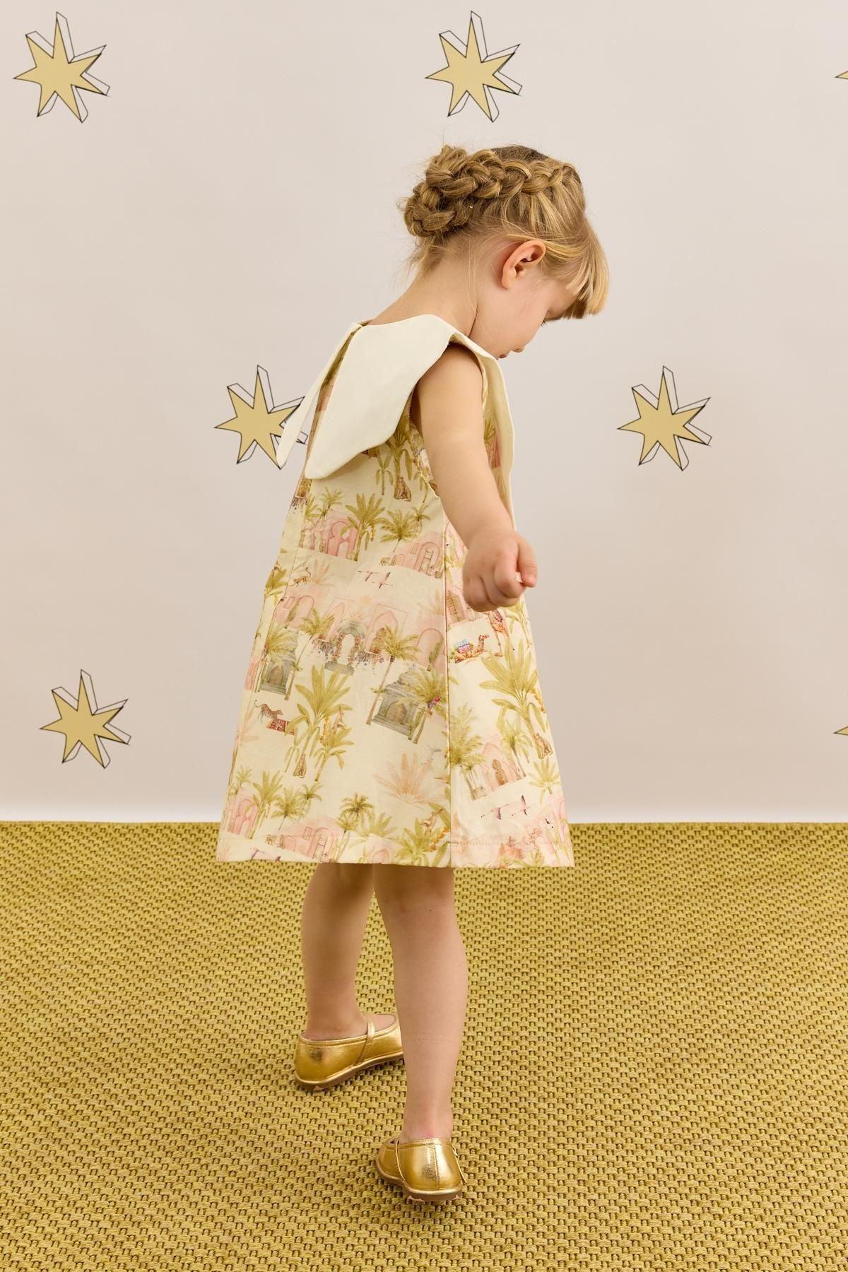 Asimetrik Yakalı Deve Desenli Elbise Açık Yeşil