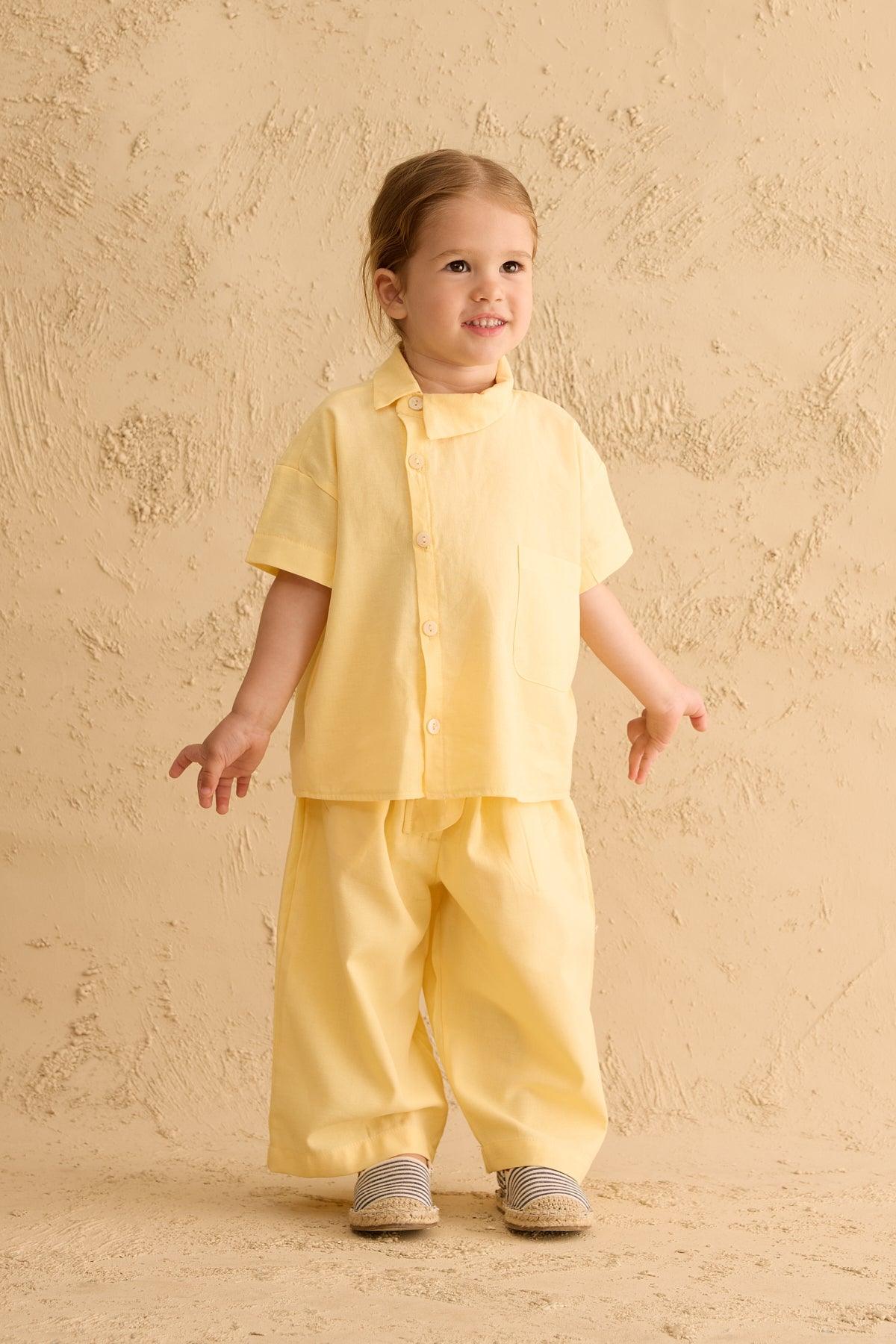 Asimetrik Yakalı Gömlek Sarı