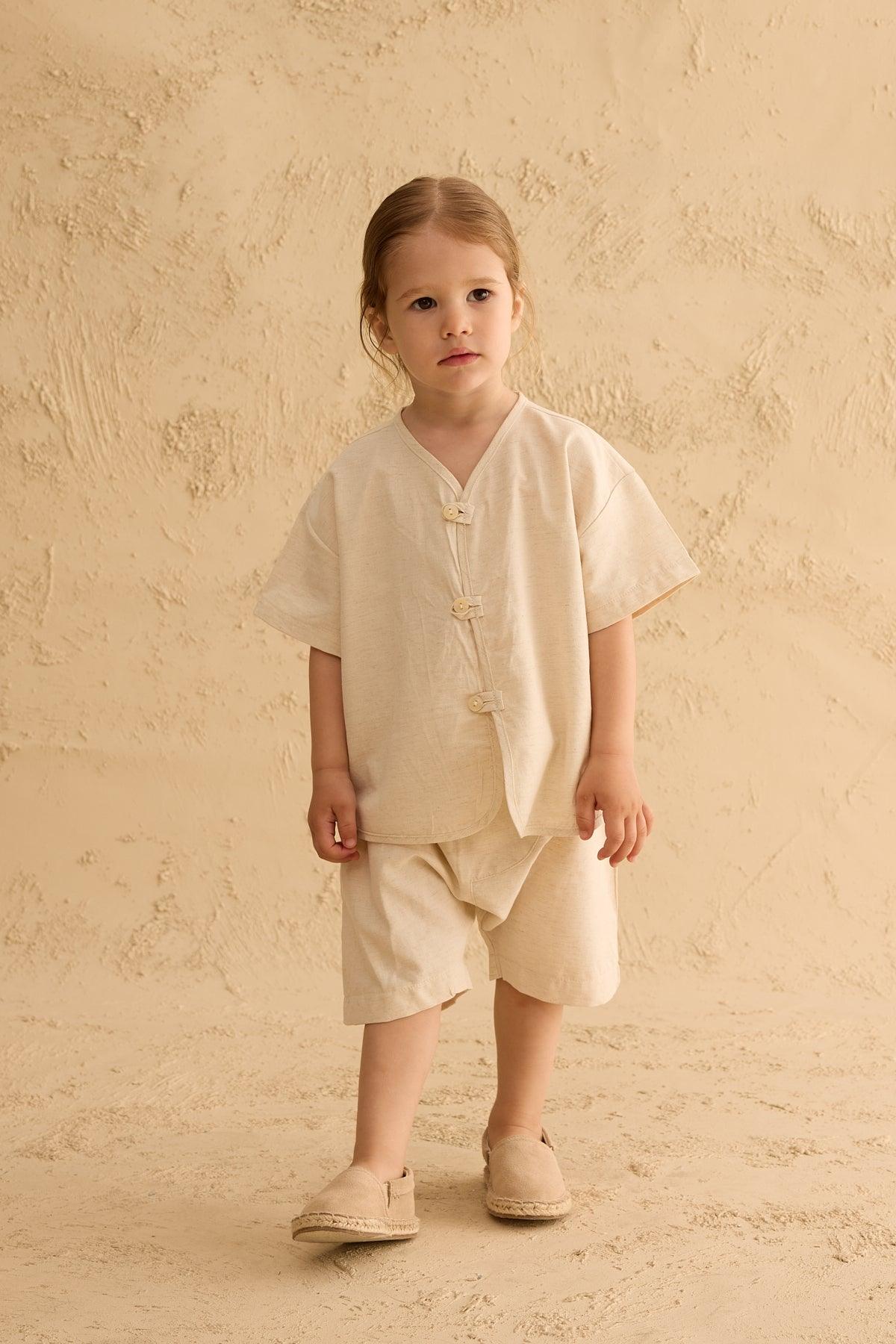 Linen Suit Natural with Brit Detail