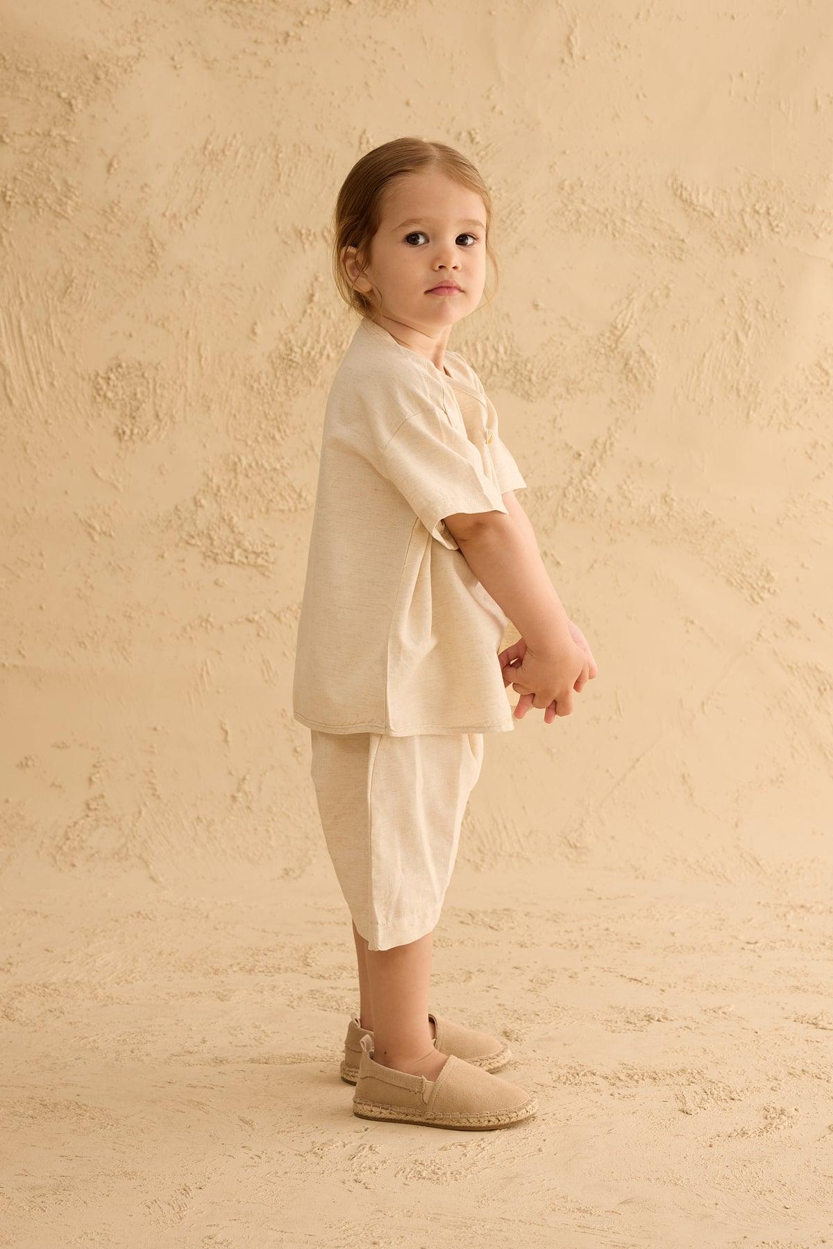 Linen Suit Natural with Brit Detail