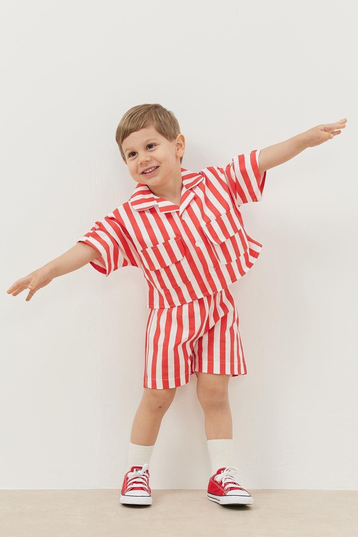 Cepli Takım Kırmızı Çizgili