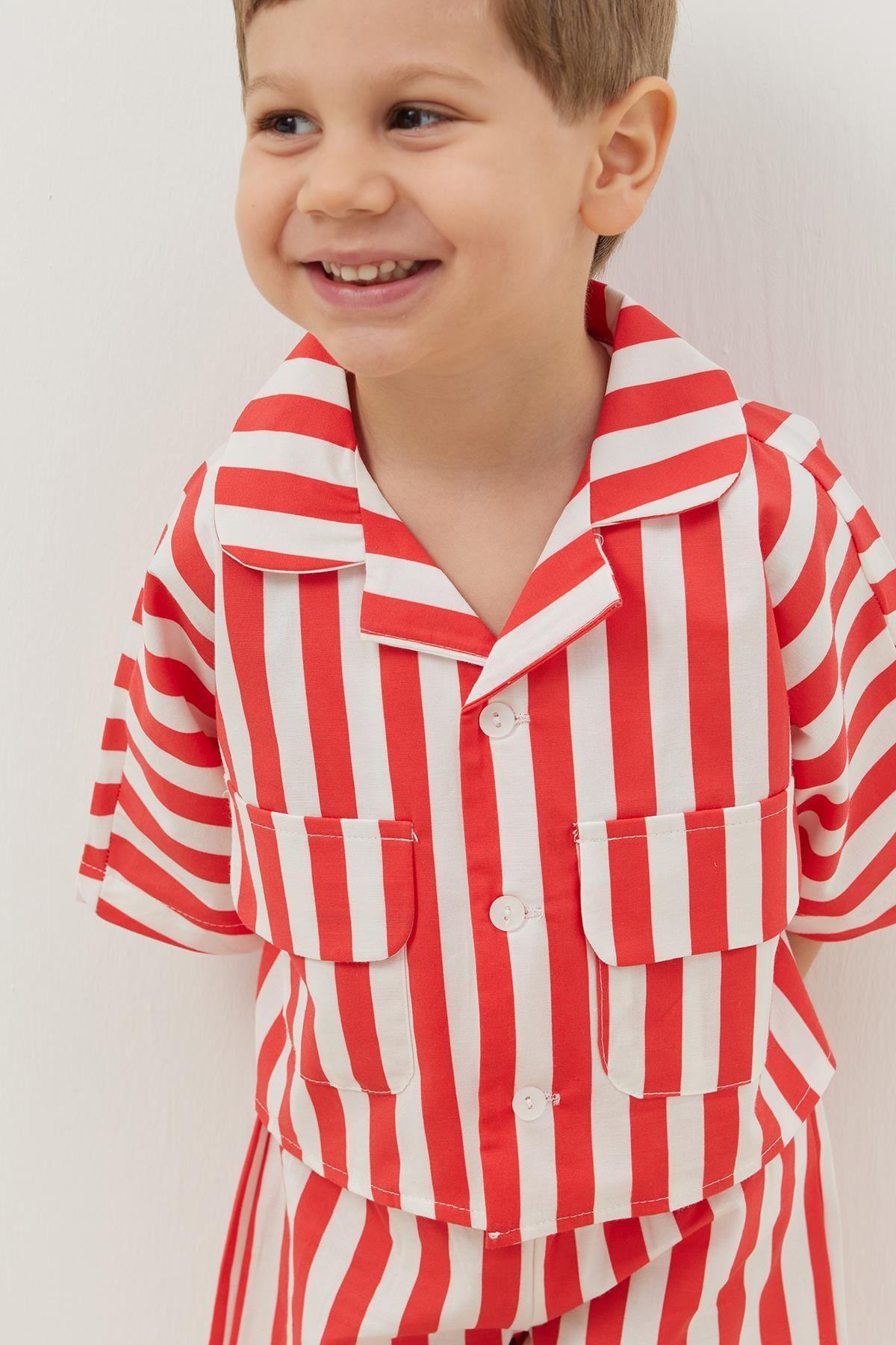 Cepli Takım Kırmızı Çizgili