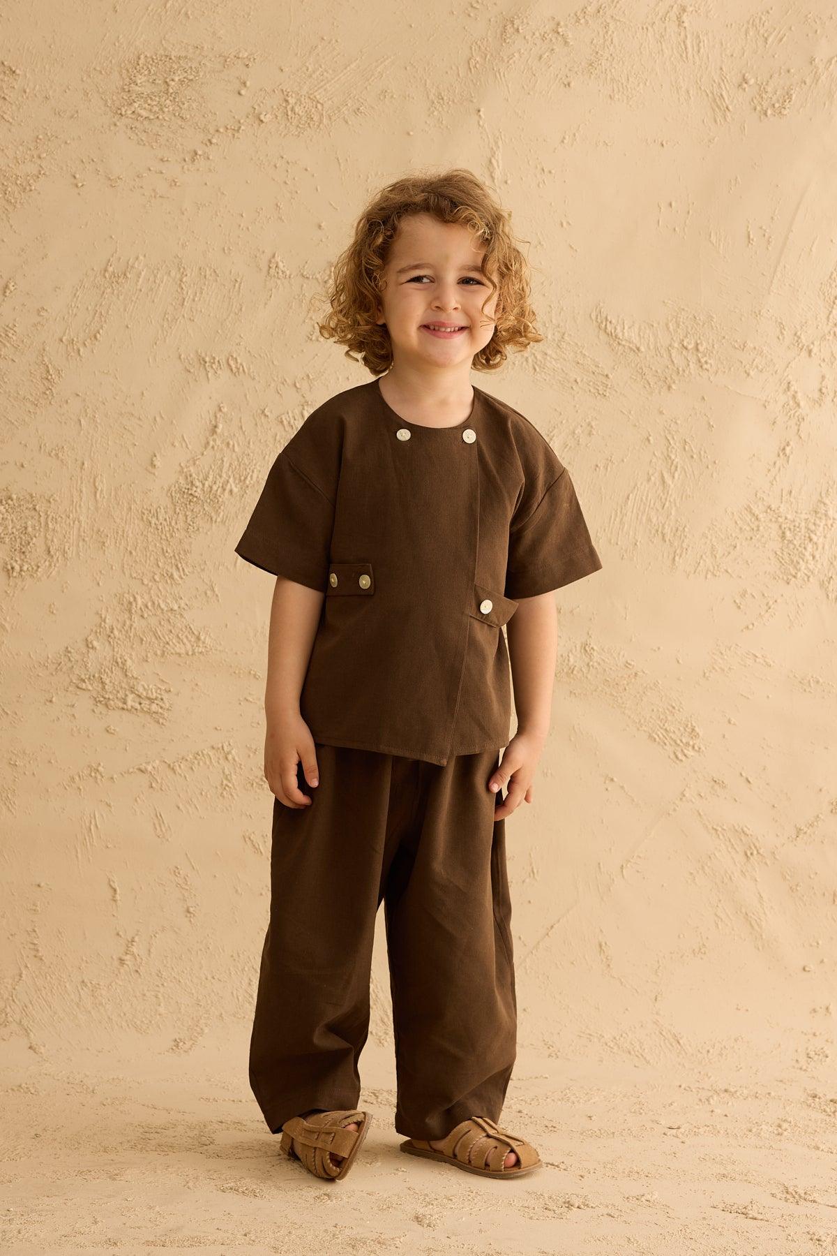 Double-Buttoned Trouser Suit Bitter Brown