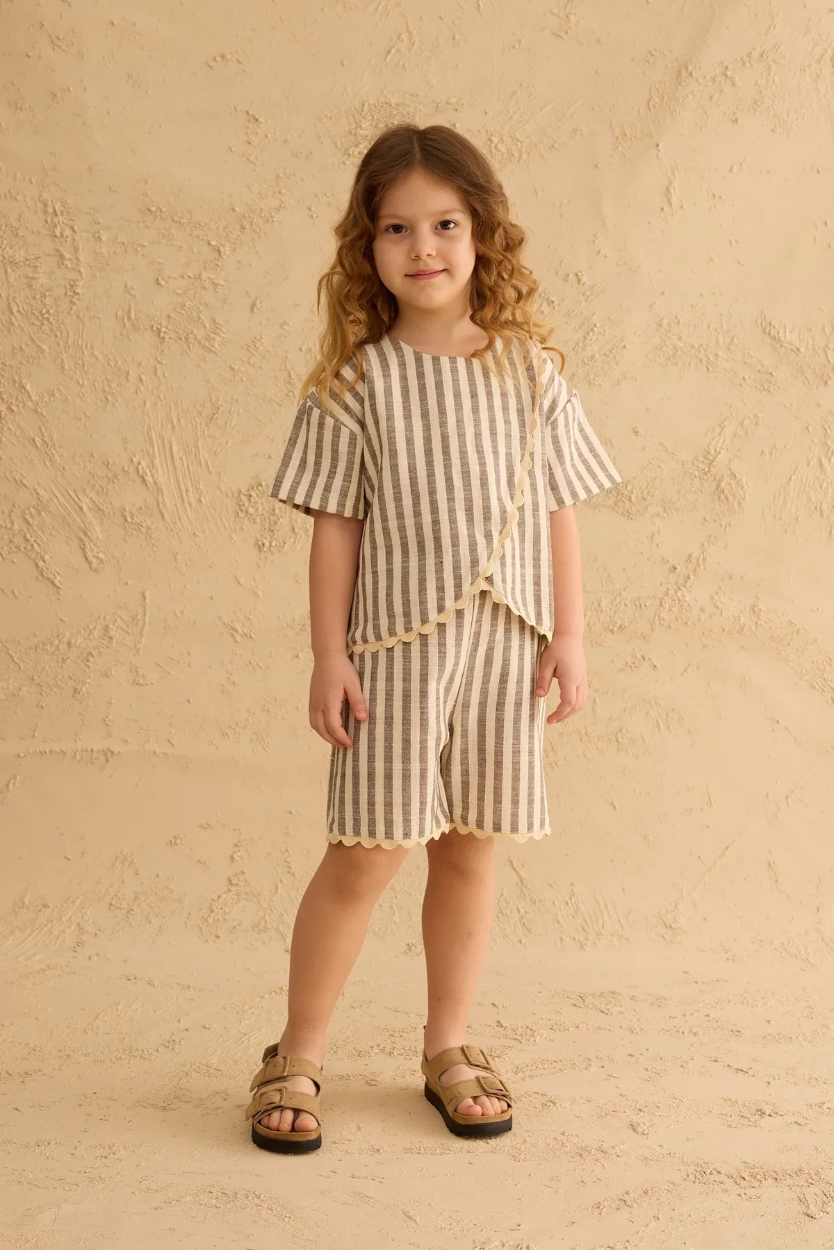 Striped Water Stone Set Beige