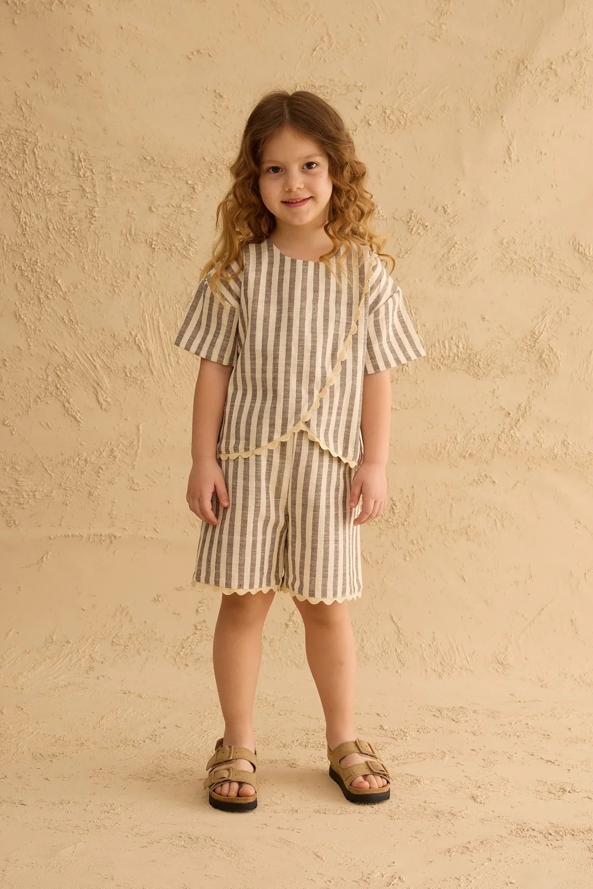 Striped Water Stone Set Beige