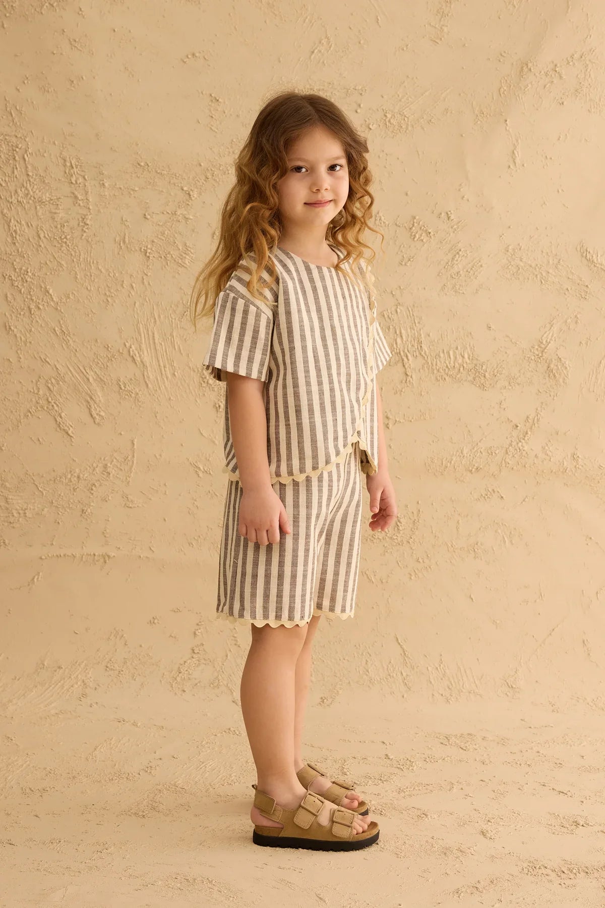 Striped Water Stone Set Beige