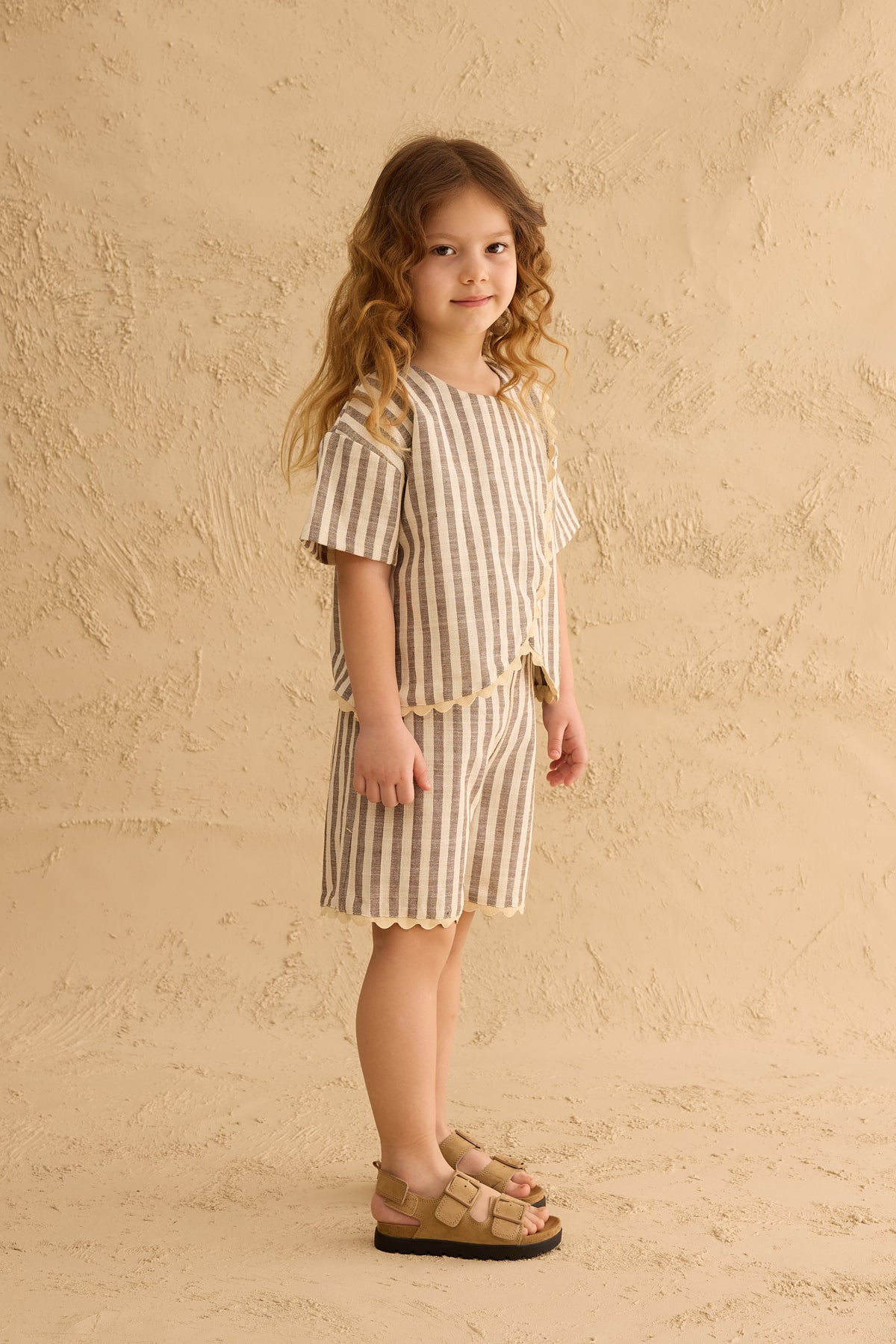 Striped Water Stone Set Beige