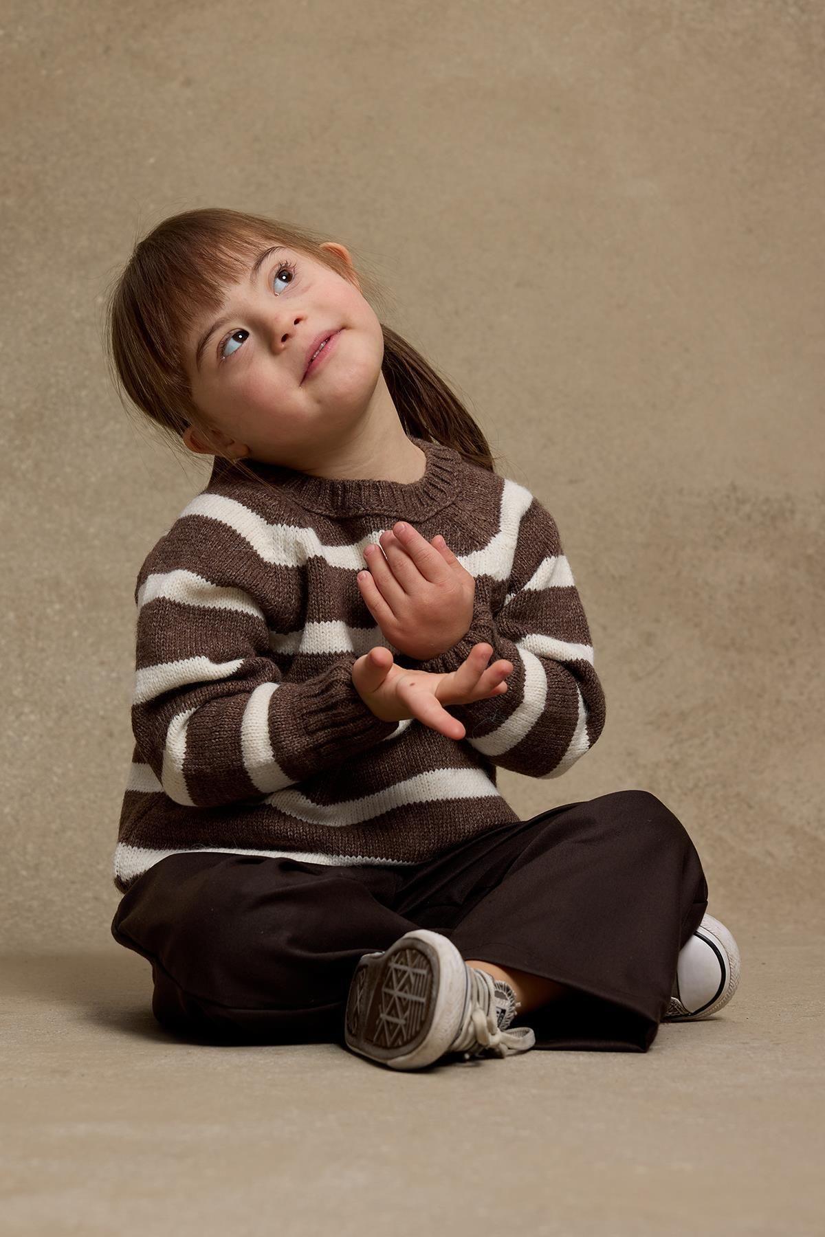 Çizgili Triko Kazak Kahverengi