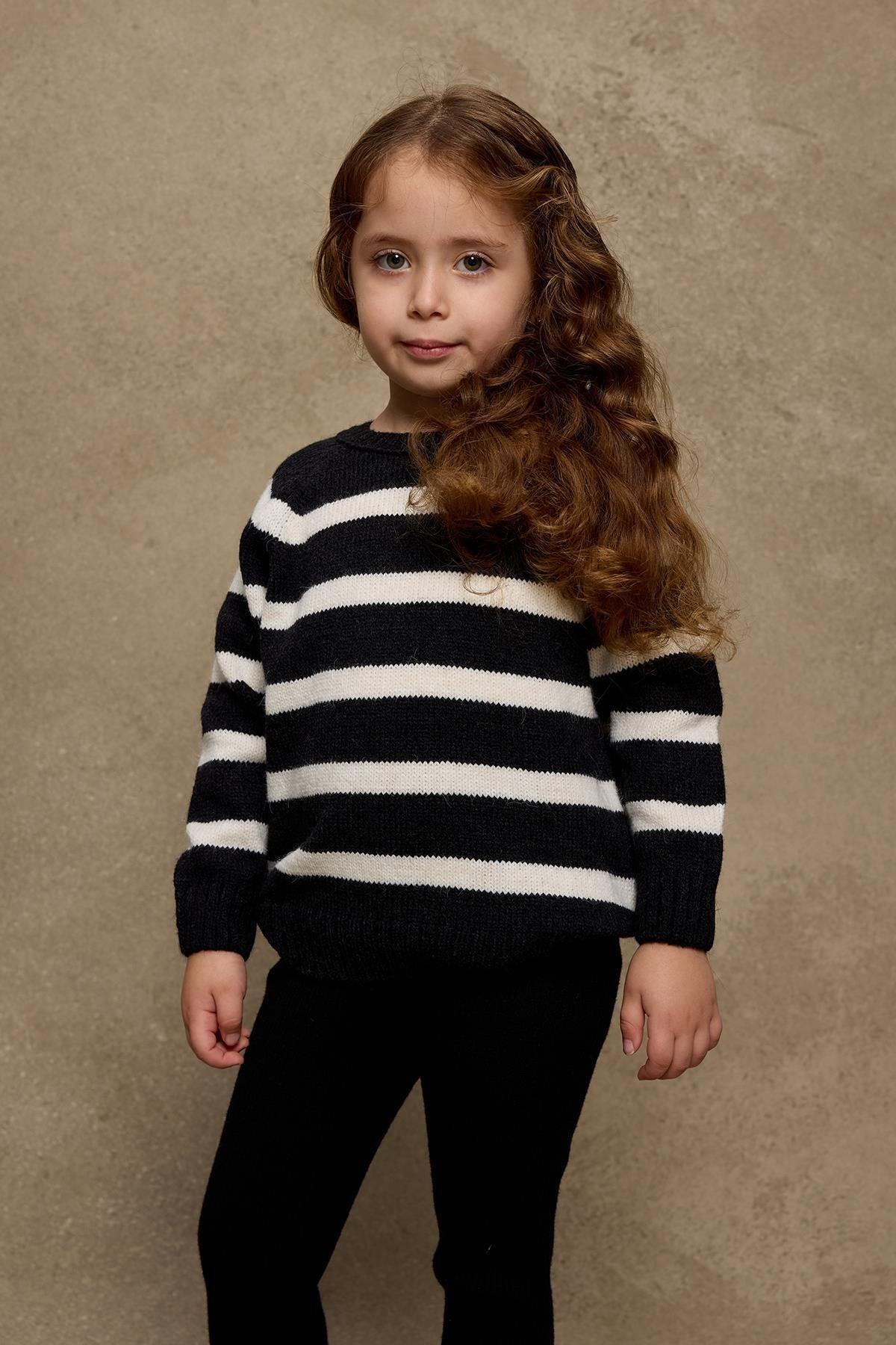 Striped Knit Sweater Black