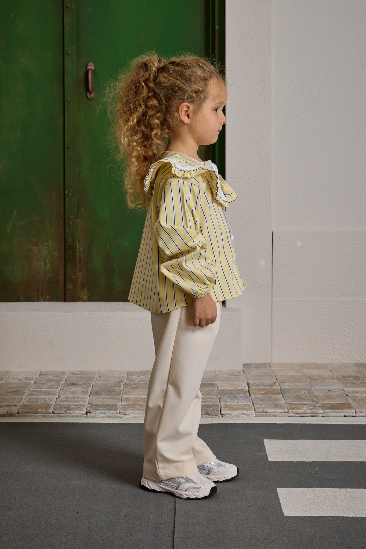 Geniş Yakalı Çizgili Gömlek Sarı