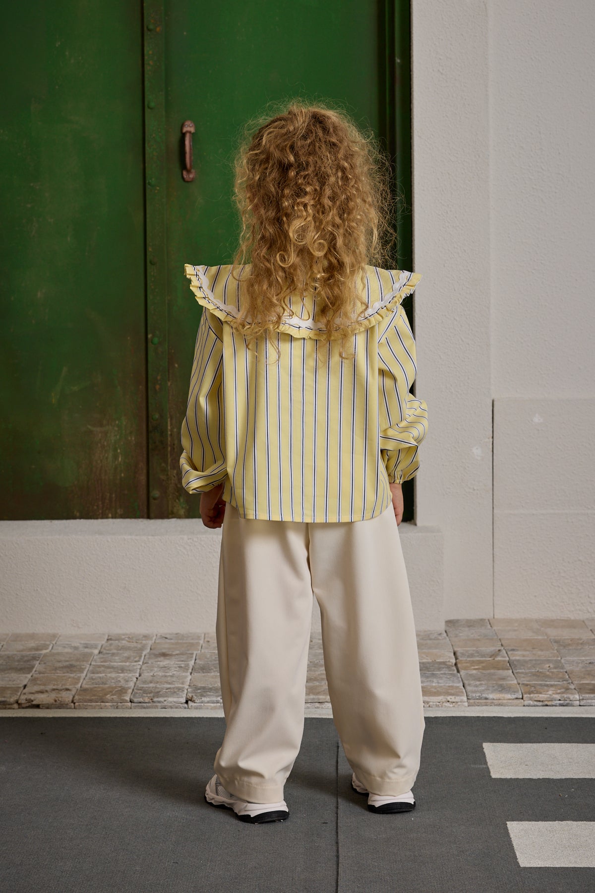 Geniş Yakalı Çizgili Gömlek Sarı