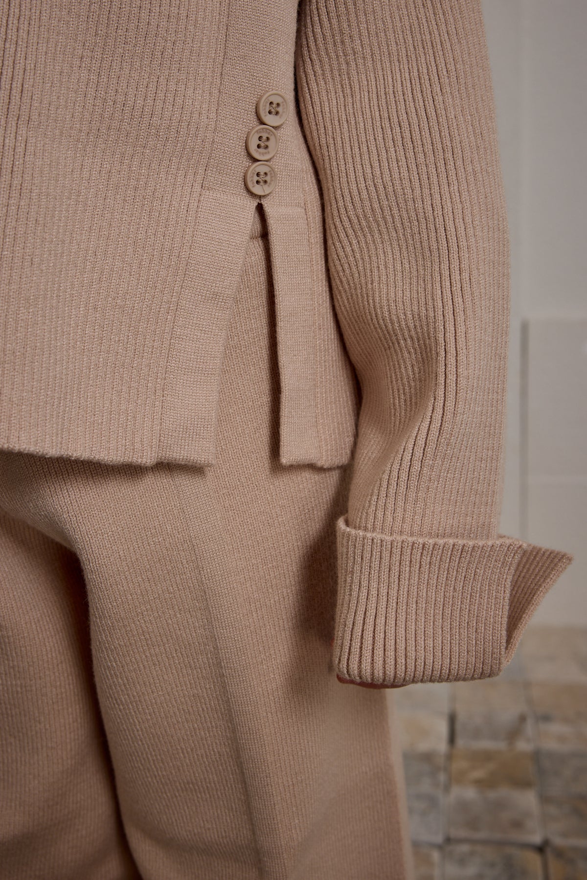 İpek Dokulu Triko Takım Taş