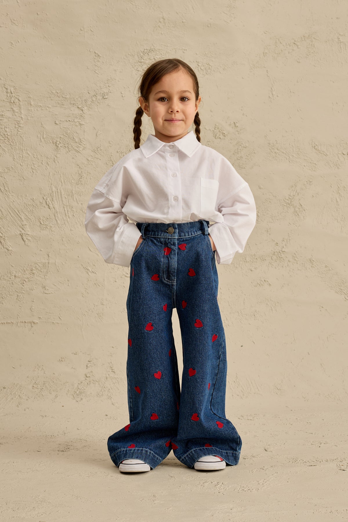 Kalp Nakışlı Straight Denim Pantolon Lacivert
