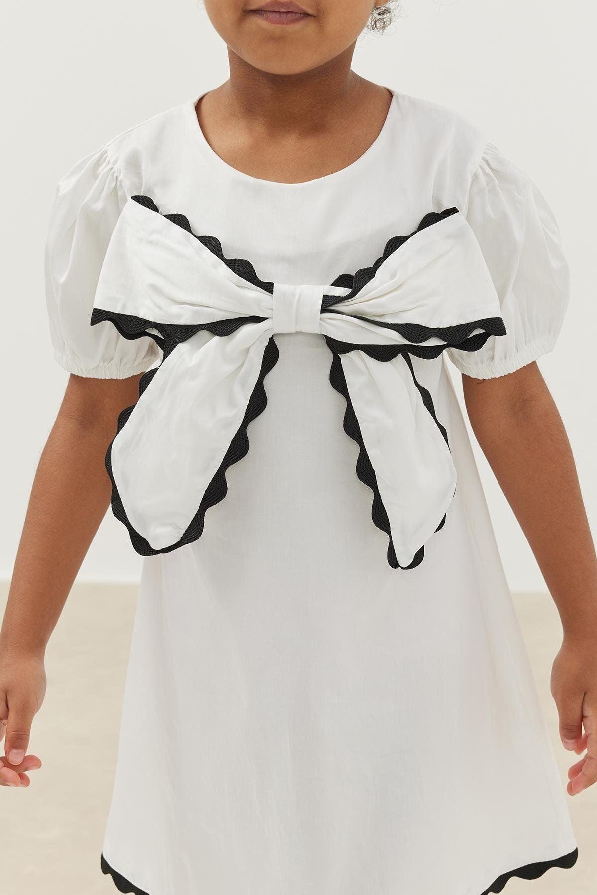 Kurdeleli Elbise Krem