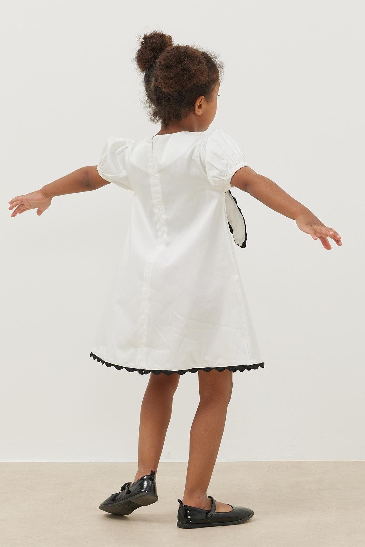 Kurdeleli Elbise Krem