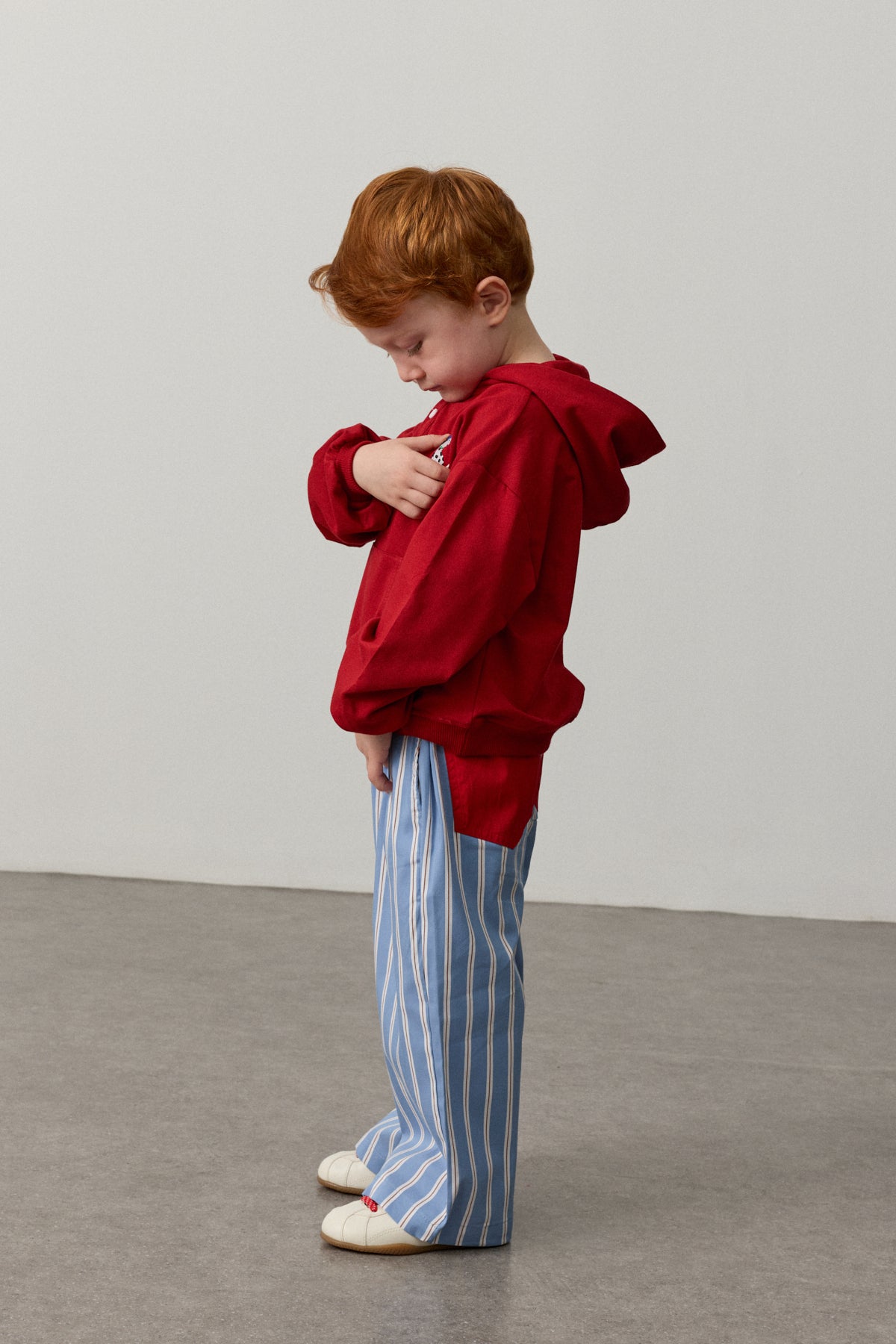 Oversize Kapüşonlu Nakışlı Sweatshirt Kırmızı