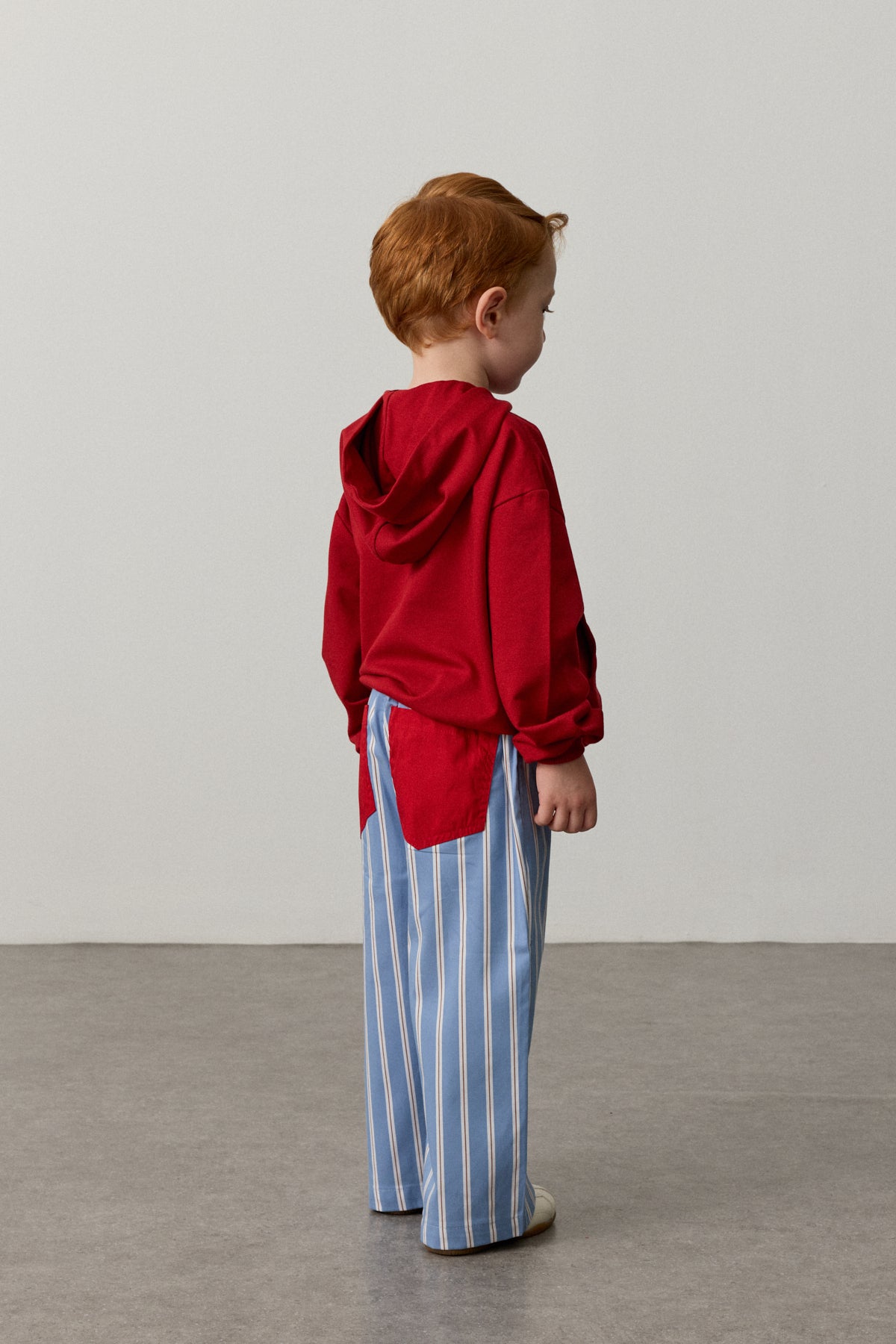 Oversize Kapüşonlu Nakışlı Sweatshirt Kırmızı