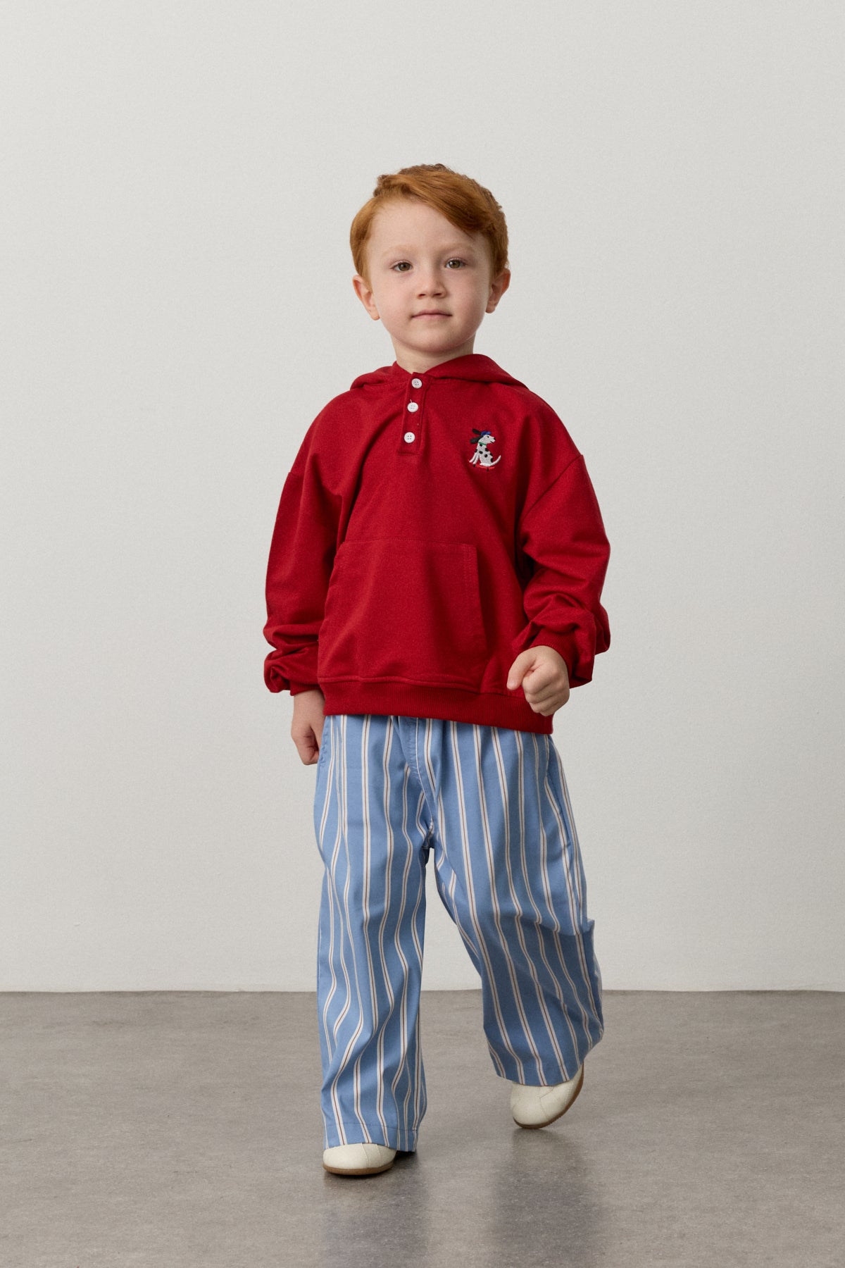 Oversize Kapüşonlu Nakışlı Sweatshirt Kırmızı