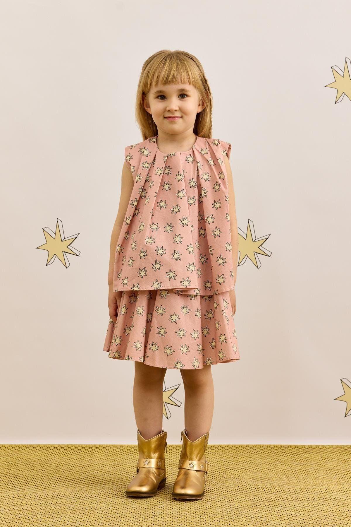 Pleated Top Pink Star