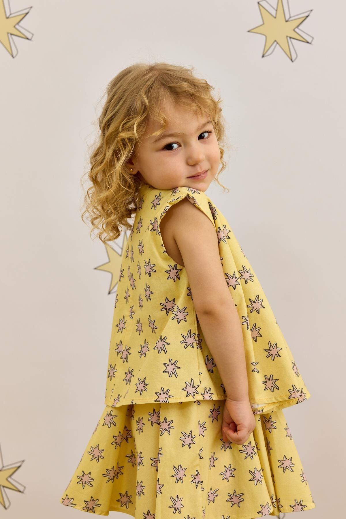 Pleated Top Yellow Star