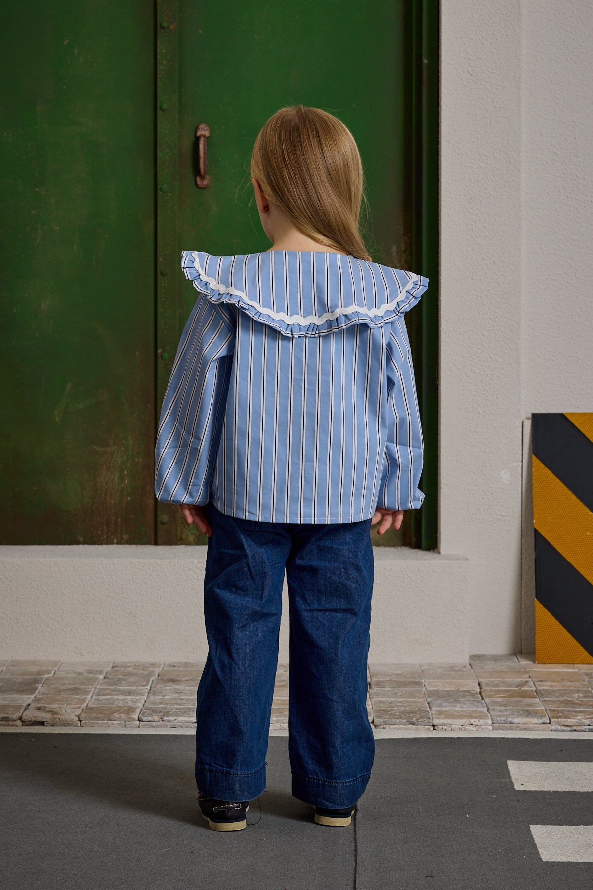 Geniş Yakalı Çizgili Gömlek Mavi