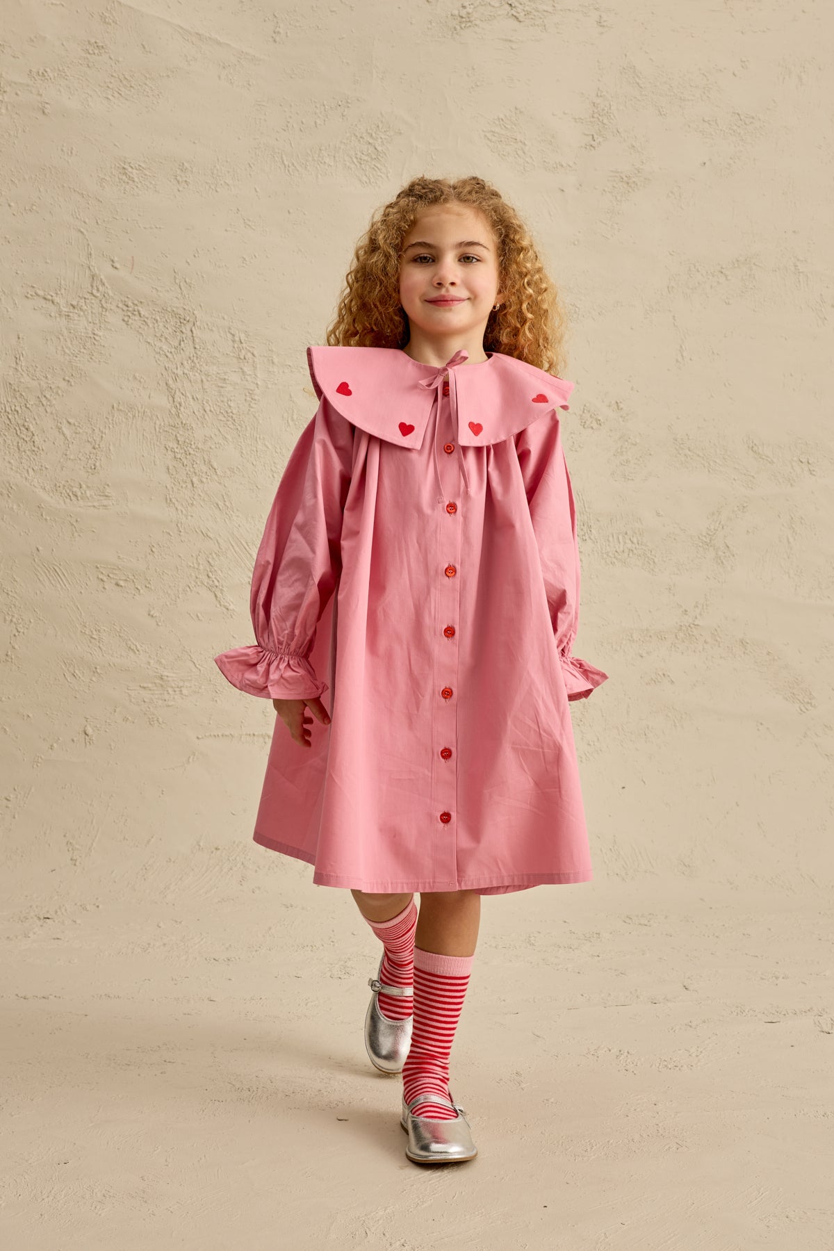 Kalp Nakışlı Elbise Pembe