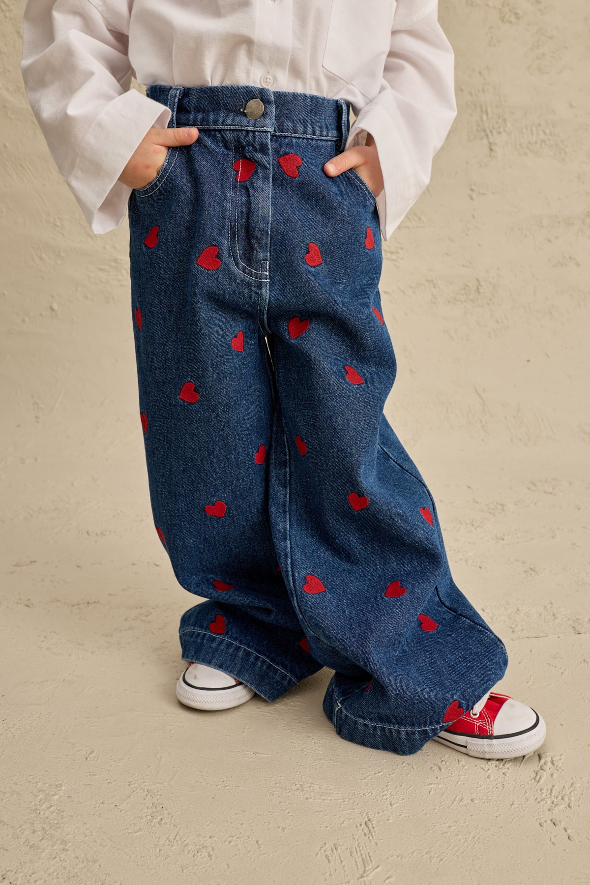 Kalp Nakışlı Straight Denim Pantolon Lacivert