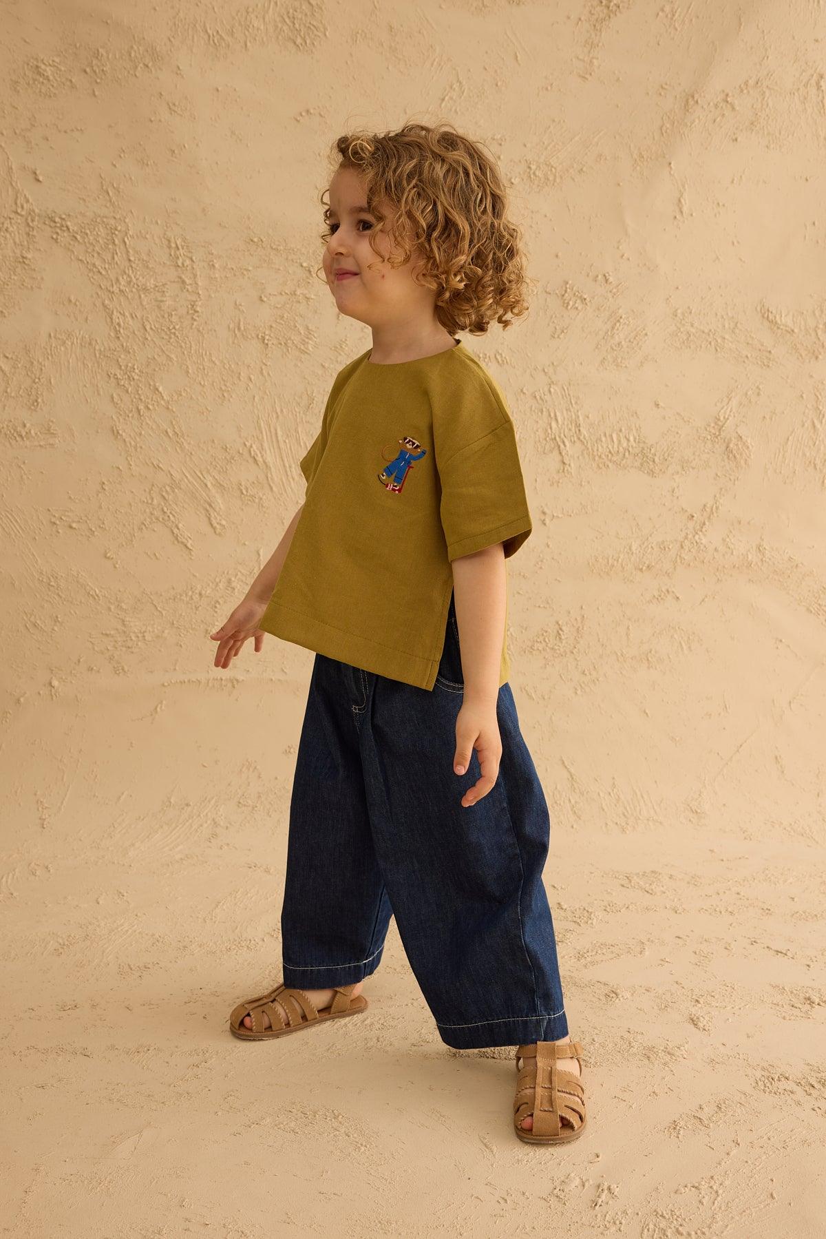 Nakışlı Oversize Keten Gömlek Yağ Yeşili