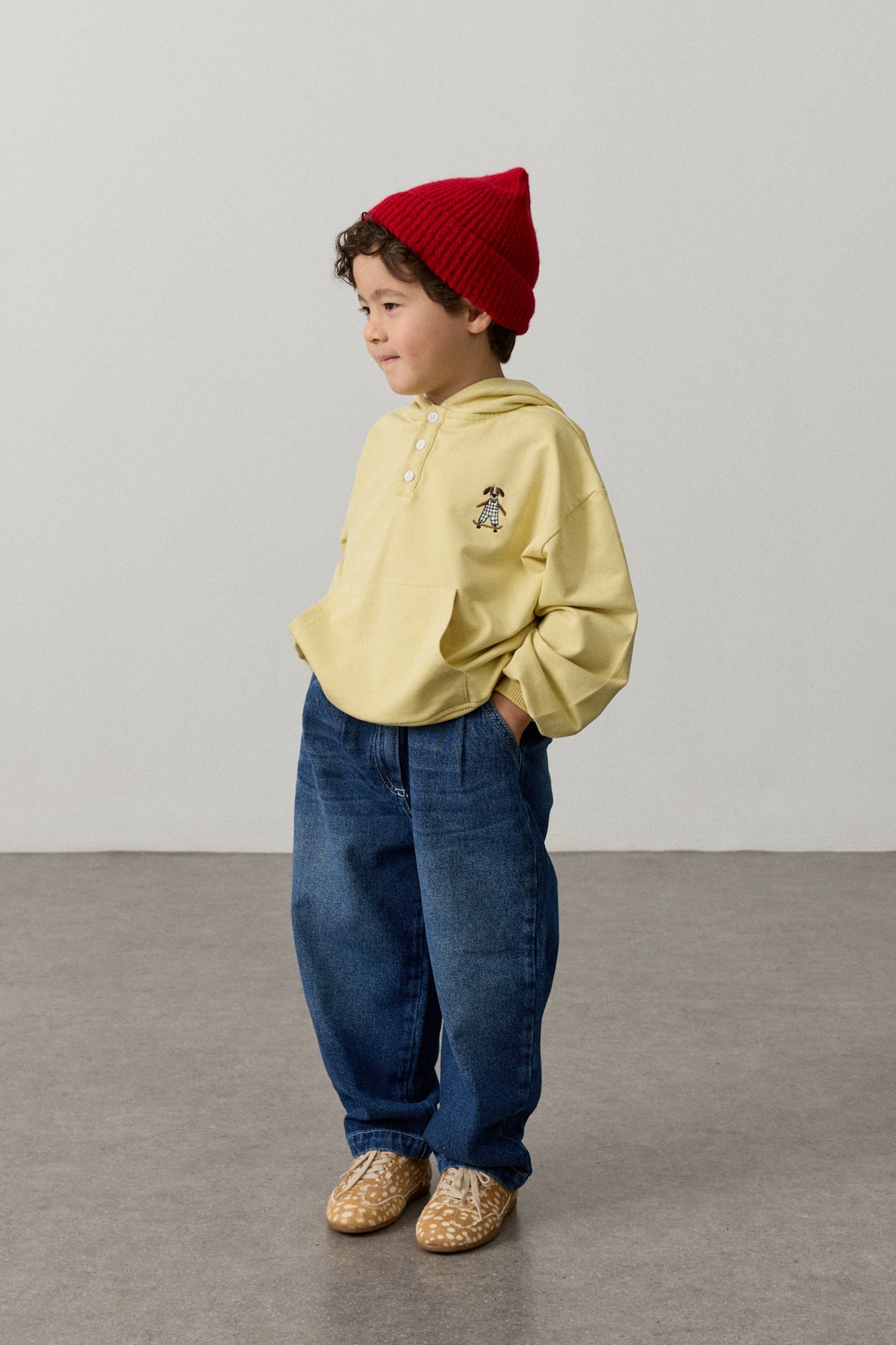 Oversize Kapüşonlu Nakışlı Sweatshirt Sarı